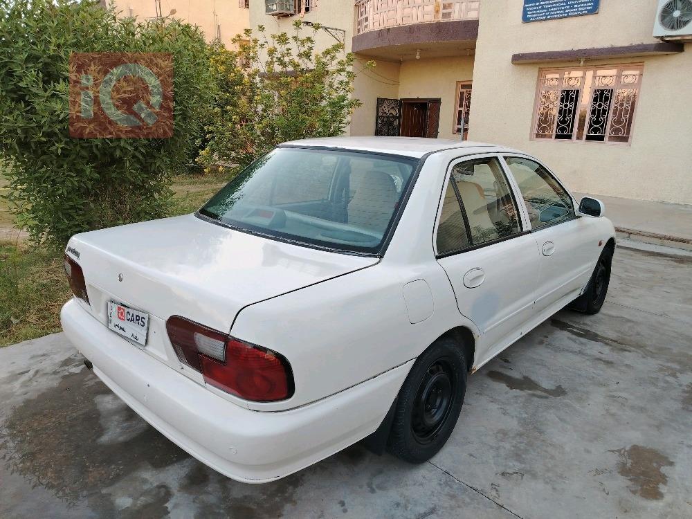 بروتون ويرا